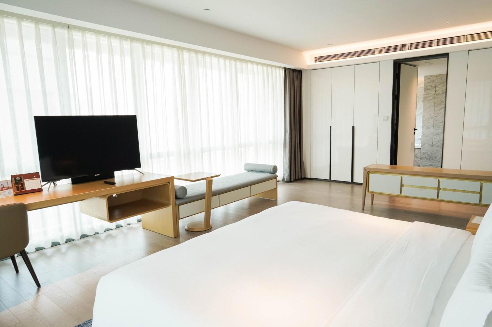 Ascott Raffles City Chongqing Exterior photo