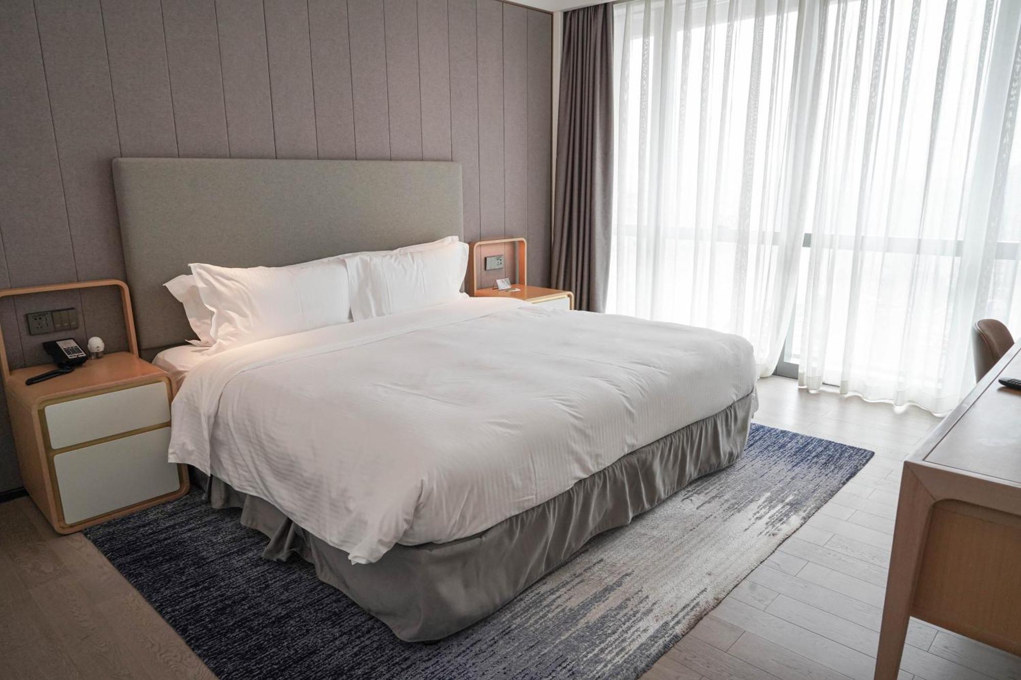 Ascott Raffles City Chongqing Exterior photo